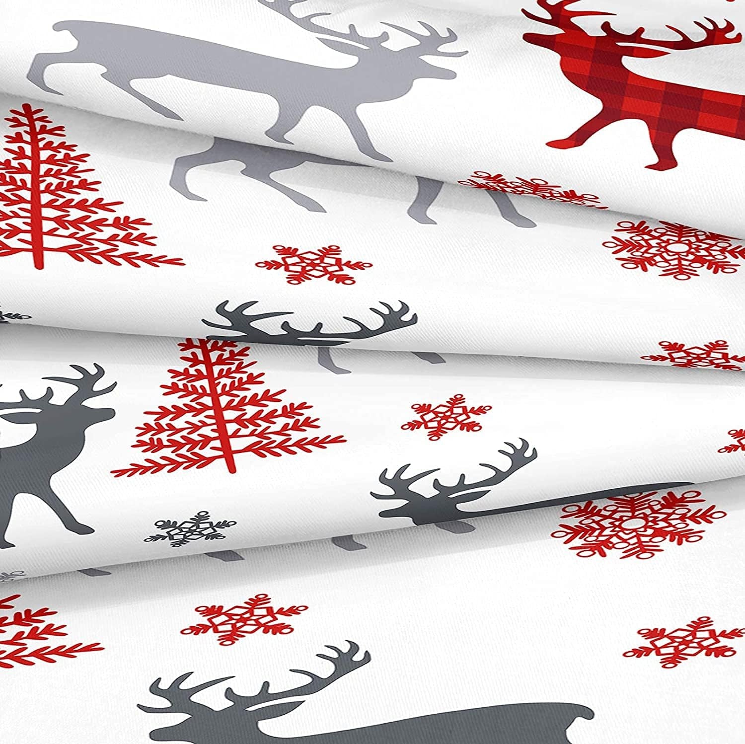 Cozy Up Your Bedroom with the Lodge Reindeer Duvet Cover Set - 3-Piece Rustic Moose Elk Bedding Collection in Queen Size