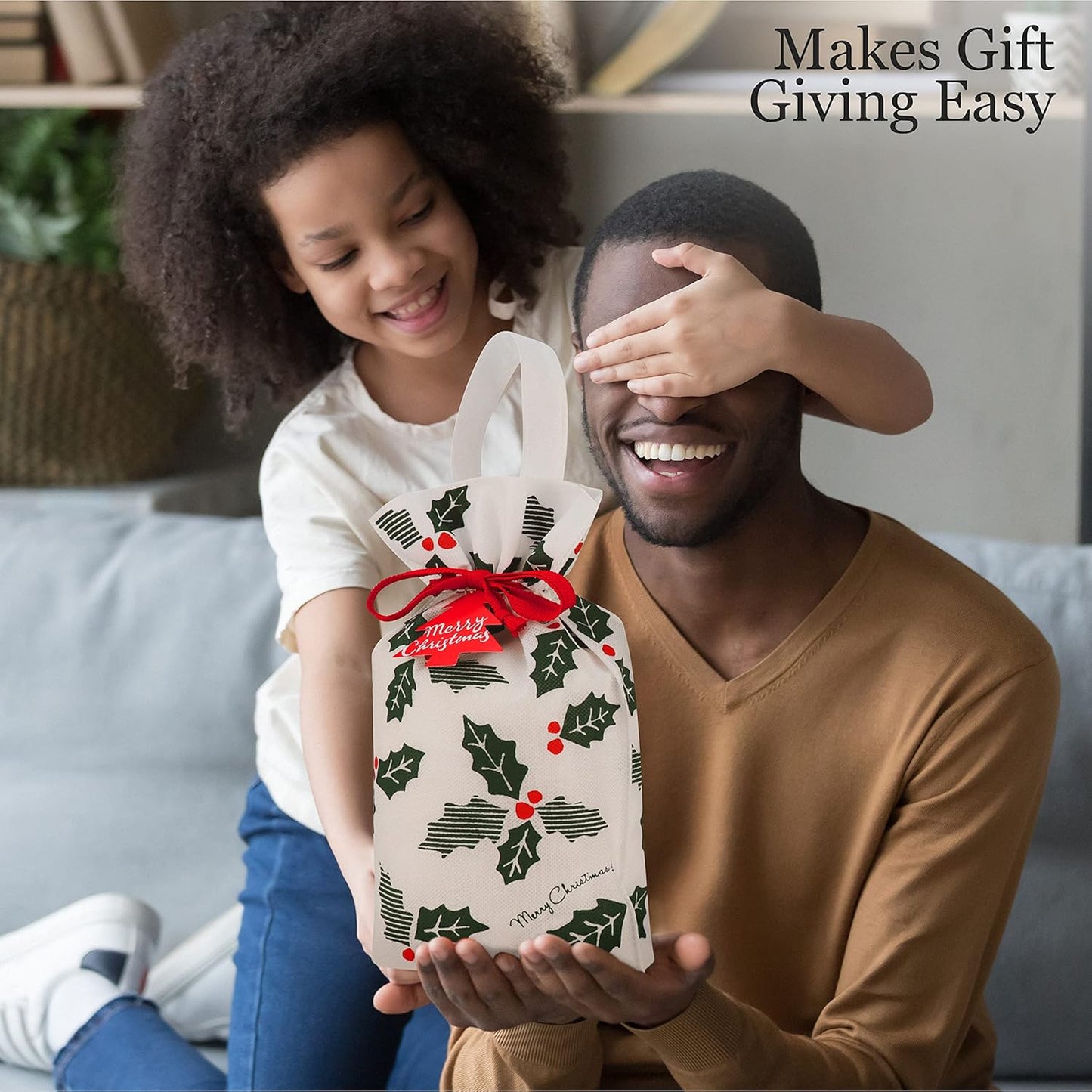 Delightful Large Reusable Fabric Gift Bags Set of 6 - Festive Holly Design for Memorable Christmas Gifting